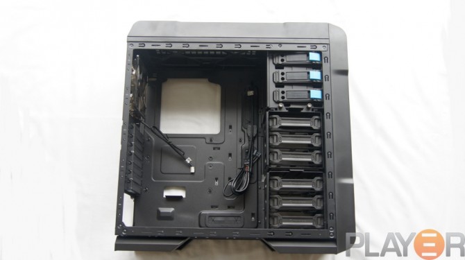 Thermaltake Chaser A31 Front of Case Empty