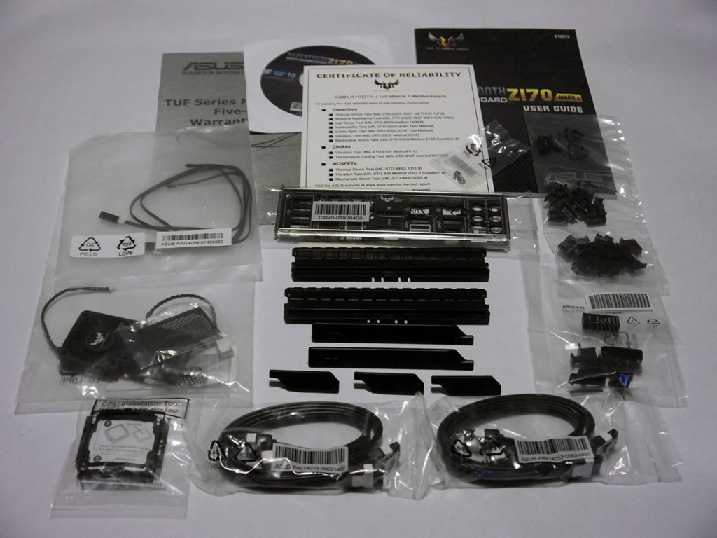 Image showing: ASUS Sabertooth Z170 Mark 1 - Accessories